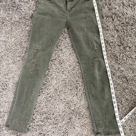 Hudson Jeans - Picture 14 of 14